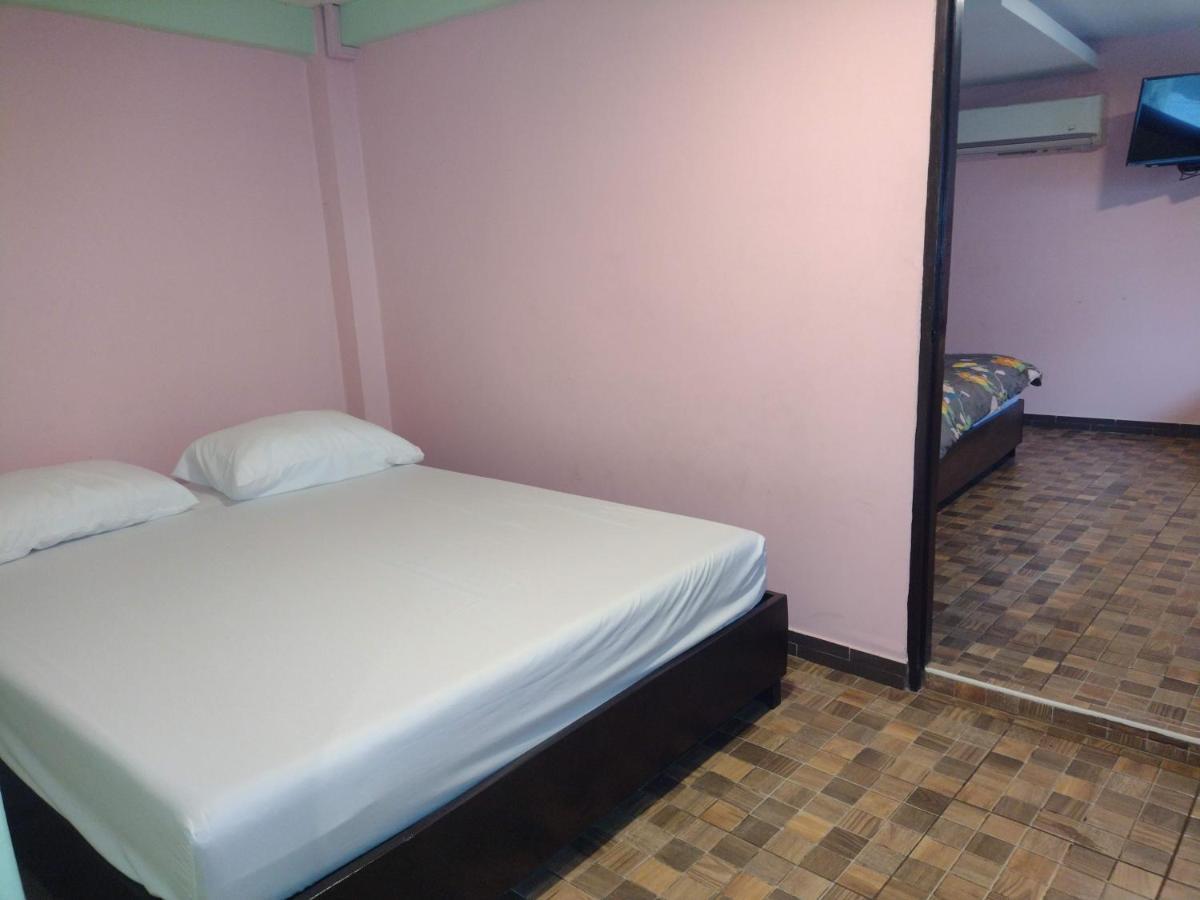Friendly Hostel - Dmk Airport เฟรนด์ลี่ โฮสเทล ดอนเมือง Banguecoque Exterior foto