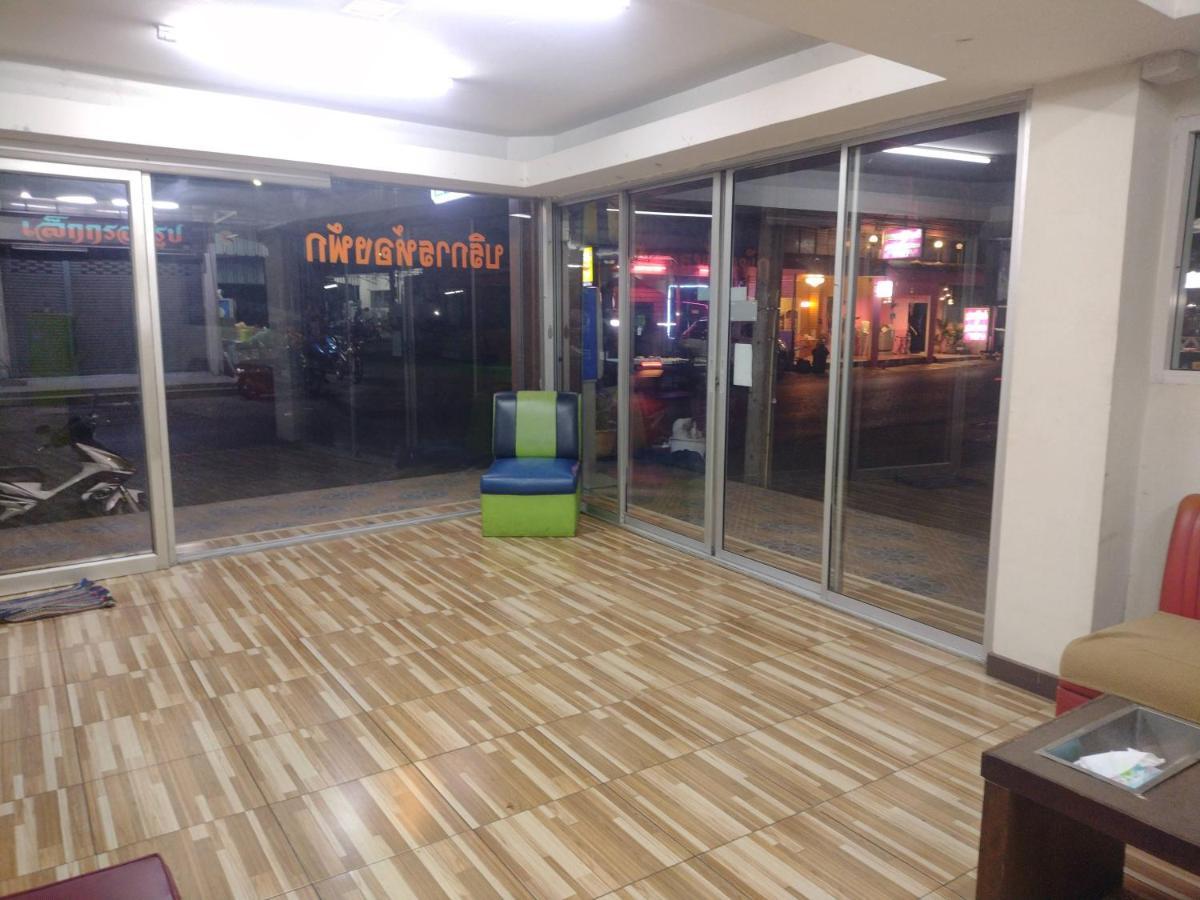 Friendly Hostel - Dmk Airport เฟรนด์ลี่ โฮสเทล ดอนเมือง Banguecoque Exterior foto